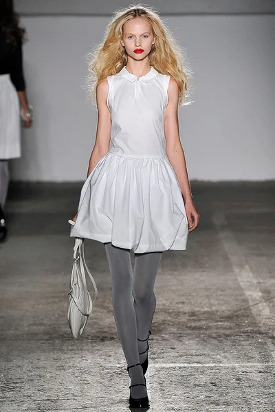 Look 12